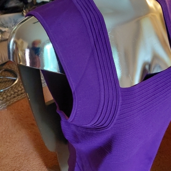 Cable & Gage Sleeveless Top - Picture 5 of 6